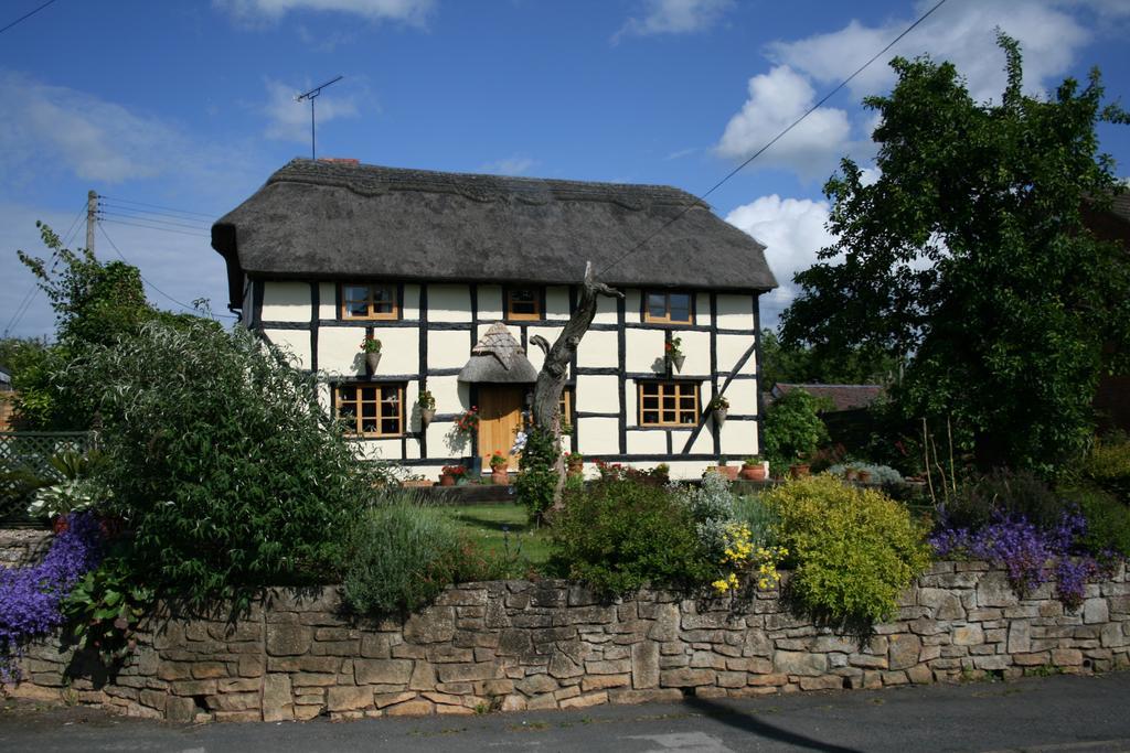 The Cobblers Bed And Breakfast Bishampton 外观 照片